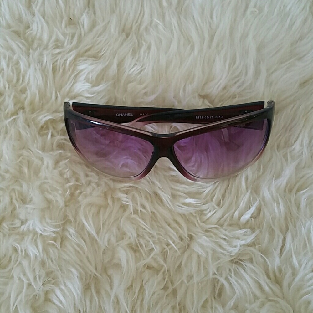 FINAL PRICE DROP Authentic Chanel Sunnies (T3)